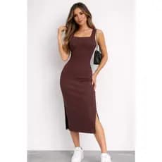 Vestido Midi Marrom Canelado Decote Quadrado Com Fenda Alça Larga