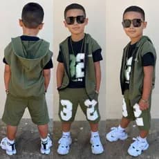 Conjunto Estiloso Infantil Masculino – Camiseta 100% Algodão + Colete e Bermuda Moletinho