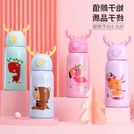 Garrafa Térmica Infantil de 500 ml Com Alça Bolsa De Armazenamento, Canudo e Caneca