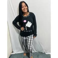 Pijama longo adulto HK estampa do gatinho preto