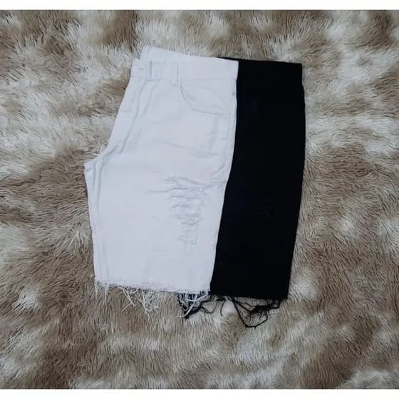 KIT 2 BERMUDA JEANS MASCULINA MODELO RASGADA PRETA/BRANCA