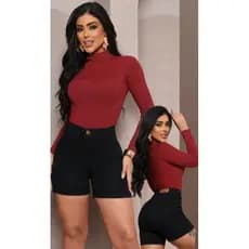 Short  PRETO COM LYCRA  meia coxa empina bumbum bermuda coladinha com elastano Preto