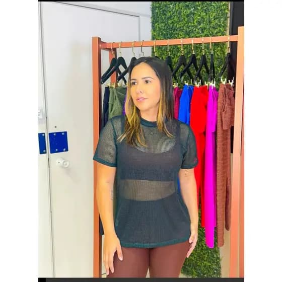 Blusa Feminina De Tela Arrastão Fitness Academia Tapa Bumbum Camiseta Top Treino