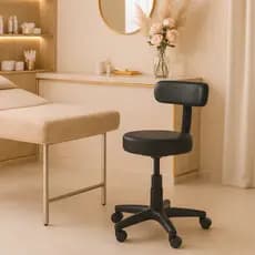 Cadeira Mocho Preto Estética Confortável Feminina Ergonômica Designer Tatuador Manicure Giratória