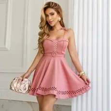 Vestido Curto Rodado Estilo Boneca – Princesa, Alça Fina, Crepe de Malha Casual