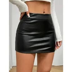 Minissaia Feminina Justa de Couro Preto