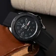 Relógio Masculino Elegante de Alta Qualidade Sei'ko SEIKO com Mostrador Multifuncional e Pulseira de Silicone A5HR