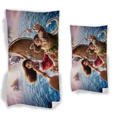 Toalha de Banho e Praia Estampadas Moana kt 2 peças uma  toalha de banho e praia e 1 de rosto novidade < .