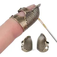 KIT 2 Protetor Dedo Costura De Metal Modelo Antigo -Ajustável