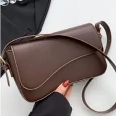 Bolsa Feminina Baguete Alça Ombro e mâo Lateral Fivela Blogueirinha Lançamento Minimalista