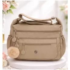 Bolsa Feminina de Nylon impermeável de ombro alça transversal tiracolo leve casual + chaveiro pompom