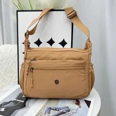 bolsa feminina média nylon impermeável com alça transversal