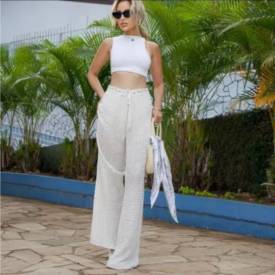 Calça Saída de Praia Crochê Tricot Feminina Lisa Moda Tendência Verão Pantalona Piscina
