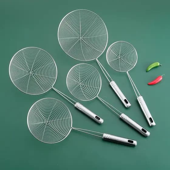 【Bestseller】Escumadeira Fritura Inox TOP RIO 13x33.5cm – Resistente, para Frituras!