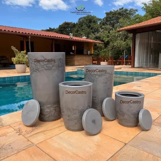 Kit 4 Vasos Grande para Plantas Coluna Polida Lisa Marmorizada PP/P/M/G em Polietileno Decorativo