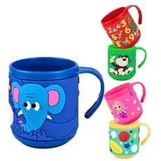 Caneca infantil de plástico emborrachada 3D 230ml Água Suco Leite