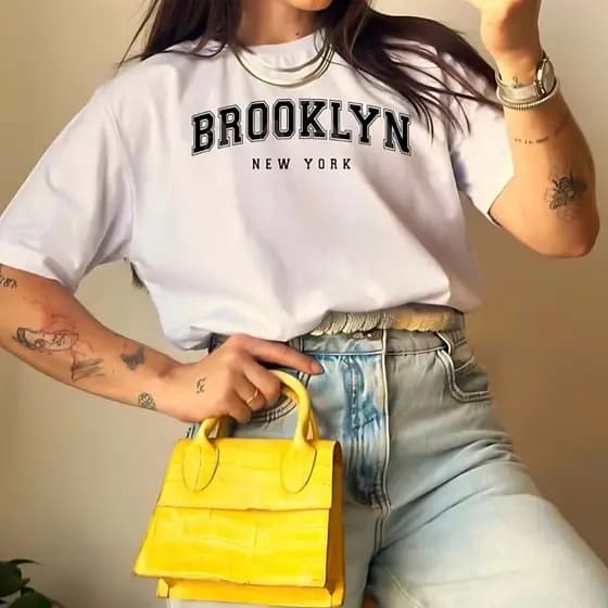 Camiseta BROOKLYN Estilosa Streetwear Moda Urbana 100% Confortável Malha 30.1 Premium Unissex P ao GG