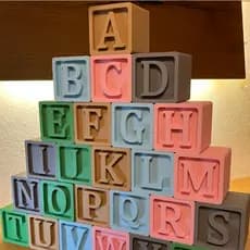 Blocos Educativos A-Z Infantil Coloridos | Cubos de Letras Para Alfabetização, Montar, Aprender e Decoração Montessori
