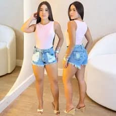 Short Jeans Feminino Cintura Alta Destroyed Empina Bumbum Forro Tactel Barra Desfiada