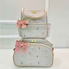 Kit Bolsa maternidade Mochila de bebe Florzinha Impermeável Luxo Enxoval Premium Arte e Companhia