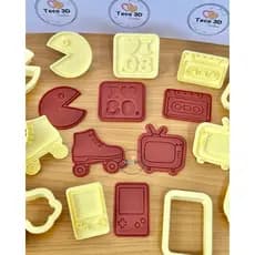 CORTADOR DE BISCOITO ANOS 80 90 FITA K7 PATINS TV DE TUBO GAME BOY PAC MAN + CARIMBO BOLACHA MASSINHA PASTA AMERICANA