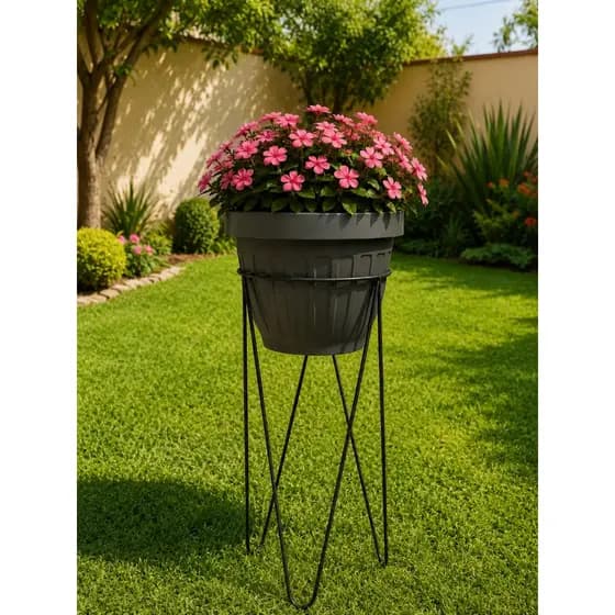 SUPORTE TRIPÉ PARA VASO DE CHÃO 67CMX24CM.
