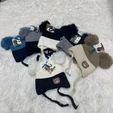 Touca Infantil com Amarração e Pompom Duplo Inverno Quente Tricot Bebê Menino