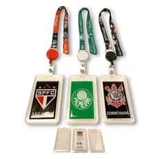 Porta Crachá/Cartão Retrátil com Cordão Personalizado de Times - Prático e Estiloso mias vendidos