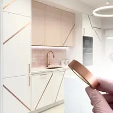 Fita Adesiva Rose Lisa 10M Decorativa Ideal P/ Colagens Piso Parede Moldura 1CM