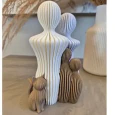 Escultura Família Feliz com Pet – Seu Lar Completo - Kit Decoração