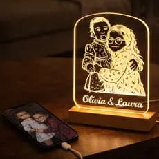 Abajur de LED PERSONALIZADO - Luminária de Acrílico - FOTO+NOME - Presente p/ quem você AMA! - 22cm