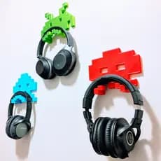 Suporte Fone de Ouvido de Parede Headset Space Invaders Retrô