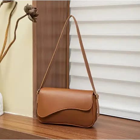 Bolsa de ombro Baguette Pequena Estilo Blogueira Gringa Alta Durabilidade Feminina Elegante e Versátil para Uso Casual