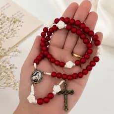 Terço Catolico de Santa Terezinha Vermelho Com Rosas