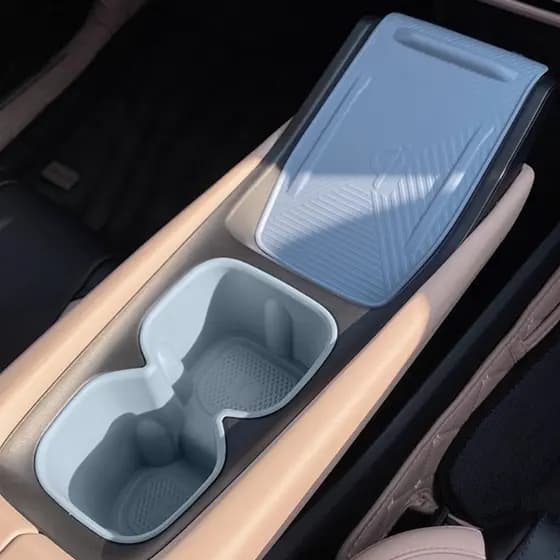 Para BYD Dolphin Mini Controle central De Carregamento Sem Fio Almofada silicone interior Copo Água slot Caixa Armazena