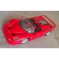 Miniatura Ferrari F50 1/18 vermelha (usado)