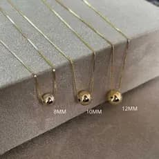 COLAR COM PINGENTE DE BOLINHA - TRÊS TAMANHOS DISPONÍVEIS - SEMIJÓIA BANHADA AOURO 18K