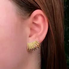 Brinco Feminino Par Estiloso Ear Cuff de 8 Fios  Semijóia Banhada Ouro 18k ou Prata 925