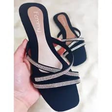 Rasteirinha Linda Sandália rasteira cruzada brilho strass Bico quadrado Femmy 04