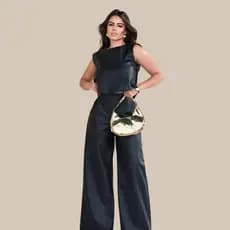 Conjunto Feminino Calça Pantalona e Blusa Regata Couro Ecológico Inverno Frio