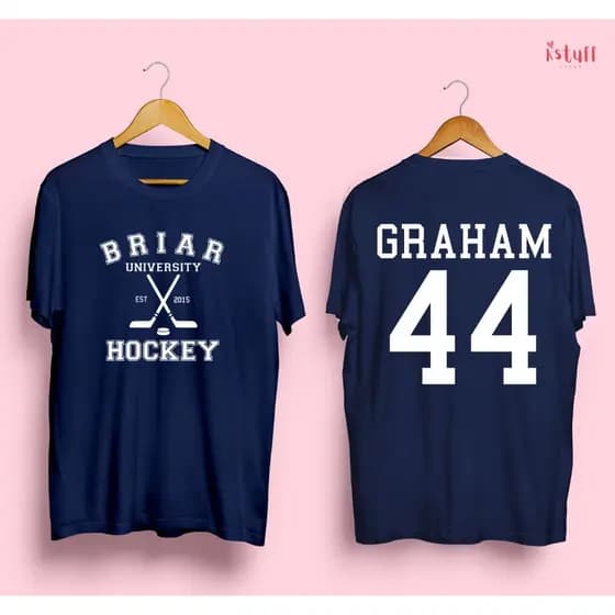 [Camiseta Premium em Algodão Puro]GXG Camiseta Unissex Off Campus Briar University - Amores Improváveis