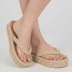 Chinelo Feminino Nuvem Tamanco Trançado Plataforma Confortável