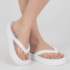 Chinelo Feminino Tipo Tamanco Trançado Plataforma Nuvem