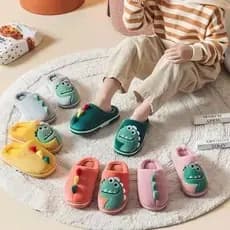 Pantufa Infantil Dinossauro Quentinha Antiderrapante Pelúcia Frio Chinelo Personagem Desenho Animado Dia Das Crianças