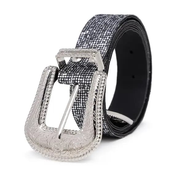 Cinto Estilo Country Feminino com Fivela Prateada Detalhada e Design Elegante, Ideal para Looks Casuais e Sofisticado