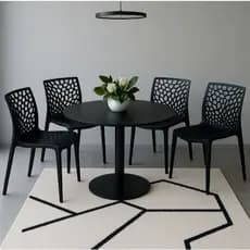 Kit com 4 Cadeiras Gruvyer Pretas para Sala/Quarto/Varanda - Estilo Contemporâneo e Conforto