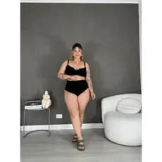 Biquíni Top com ótima sustenção alça larga fechamento com amarração Simples elegante Casual Férias Praia
