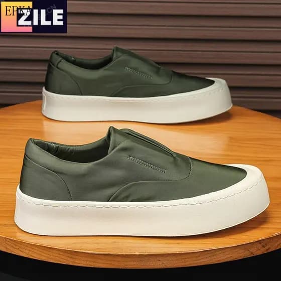 Novos Sapatos Masculinos com Sola Grossa Antiderrapante Sapatos Casuais de Lona Slip-On Wear-Re OEAS