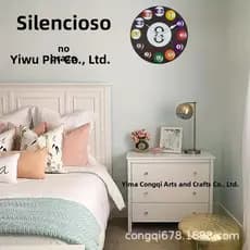 Relógio de parede de bilhar popular, relógio de parede vintage de madeira simples em estilo europeu, relógio decorativo