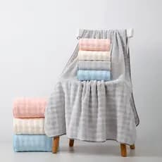 Toalha de Banho Felpa Coral Vintage 70*140cm – Secagem Rápida, Absorvente, Spa, Hotel e Casa